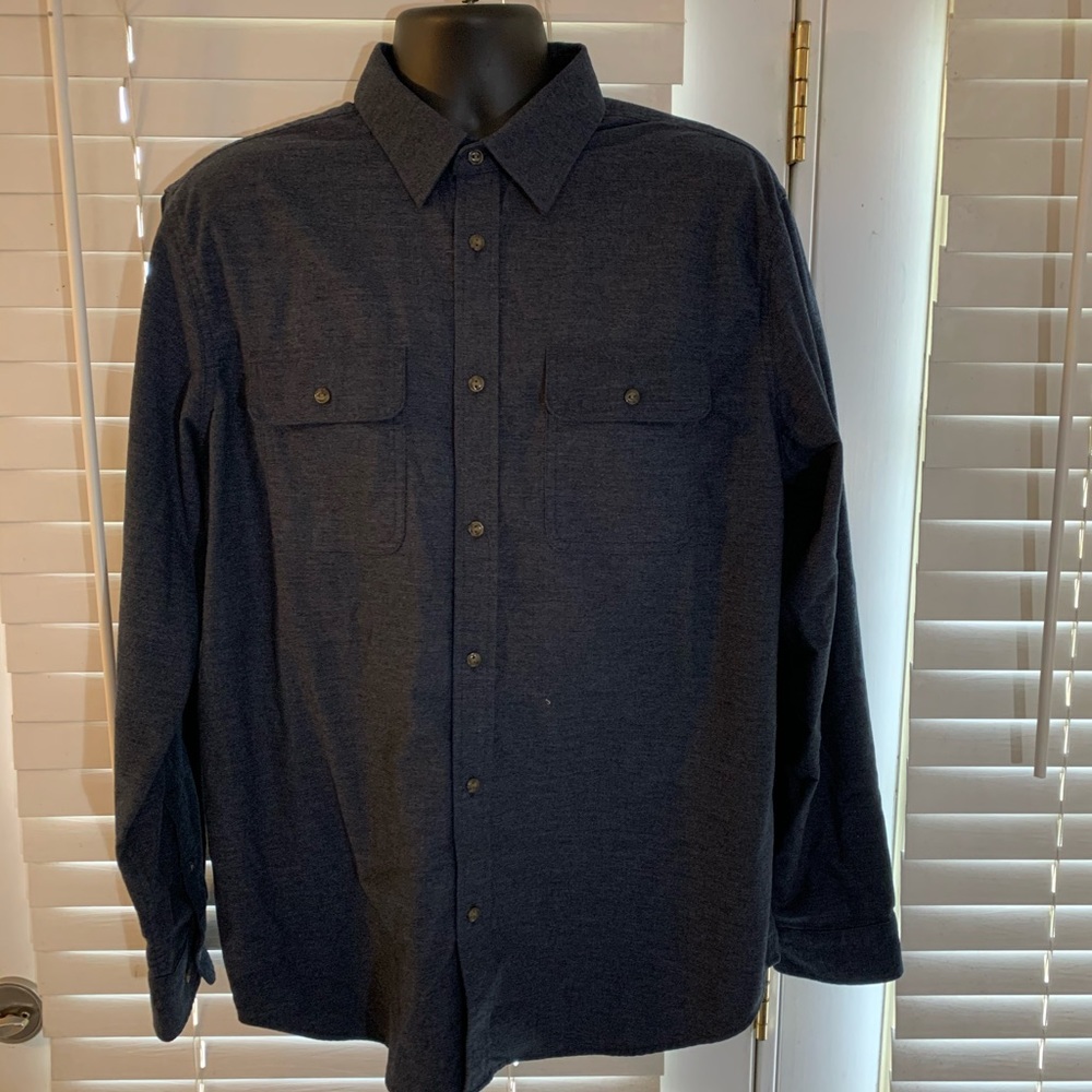Banana Republic standard fit button down